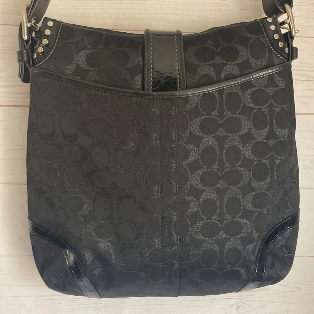 Coach F12852 Black Metallic Canvas  & Leather Jacquard Studded messenger bag - Picture 6 of 13